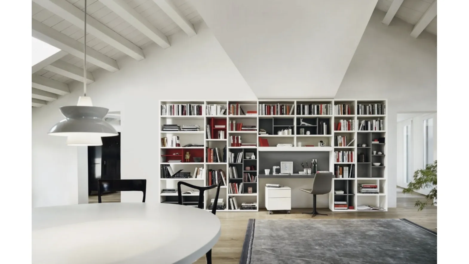 Modular bookshelf M6C89 by Sangiacomo.