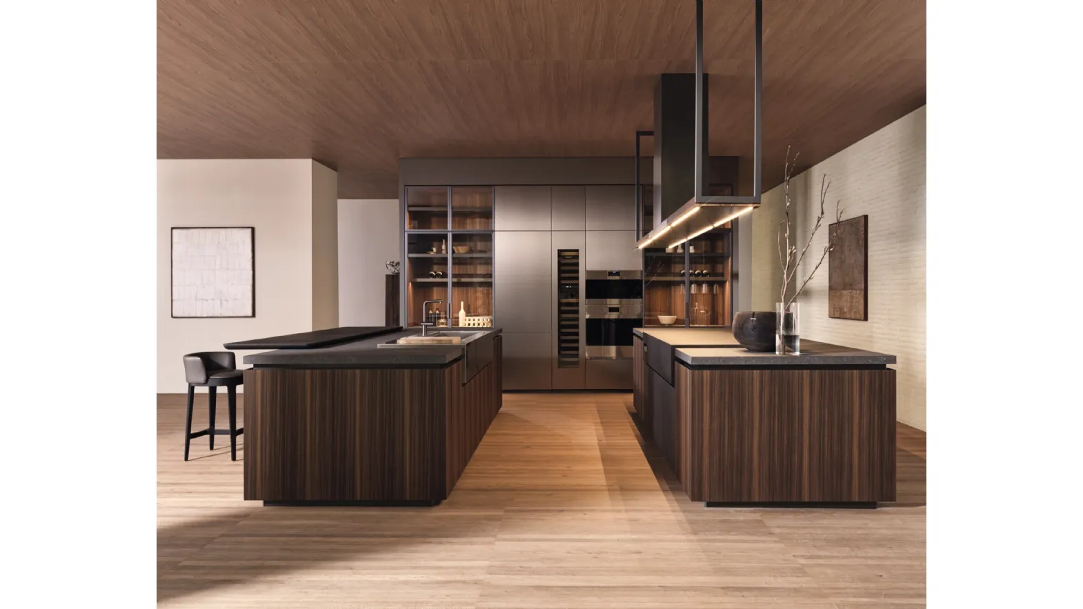 Design kitchen with double HiLine 6 Frame Door island in Eucalyptus essence by Molteni & C