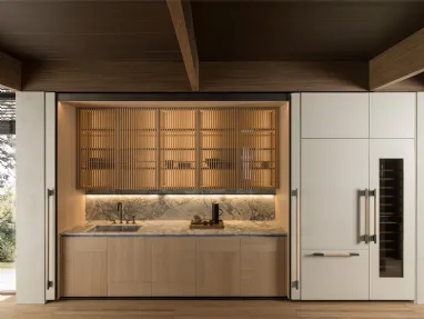 Linear design kitchen Tivalì 2|0 in Oak and Pearl lacquered with a Molteni & C marble top.